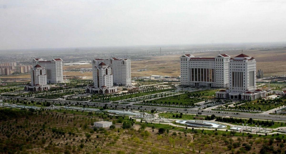 تم تسليم مولد ۱۱۲٥ بودوان لمشروع مير٤في عشق أباد توركمستان