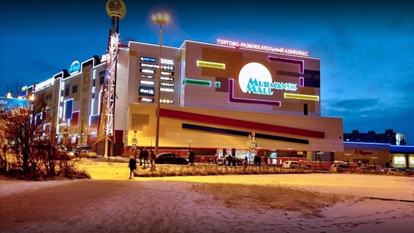 Los compradores y propietarios de negocios se benefician de los nuevos generadores de EMSA en el Murmansk City Mall